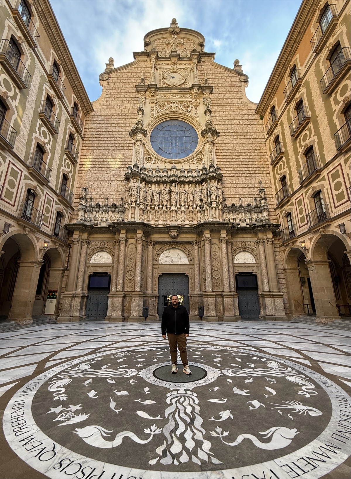 Gabis em Montserrat, Barcelona